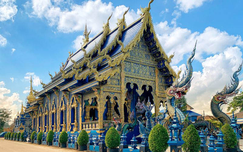 blue temple thailand 